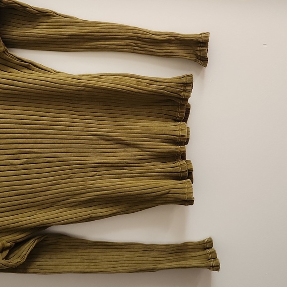 Knox Rose Ribbed Long Sleeve - Picture 3 of 3